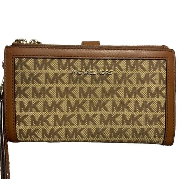 Michael Kors Brown Tan Signature Jet Set Wallet w/ Phone Holder - Picture 1 of 9